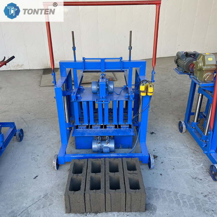 Máy đúc khối di động nhỏ Một khuôn Máy làm gạch 5 lỗ